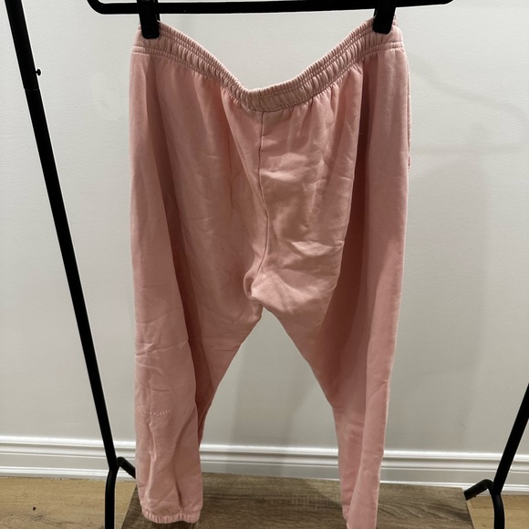 Aritzia Pink Women's Jogger Pants - Picture 2 of 3